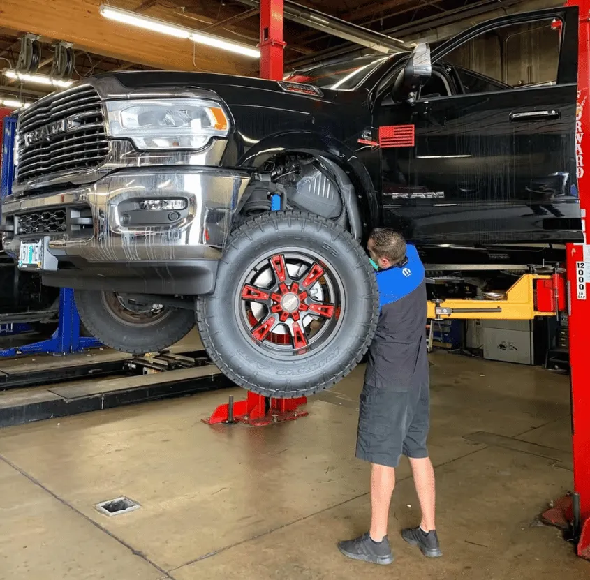 Expert RAM Technicians Truck Repair Denver